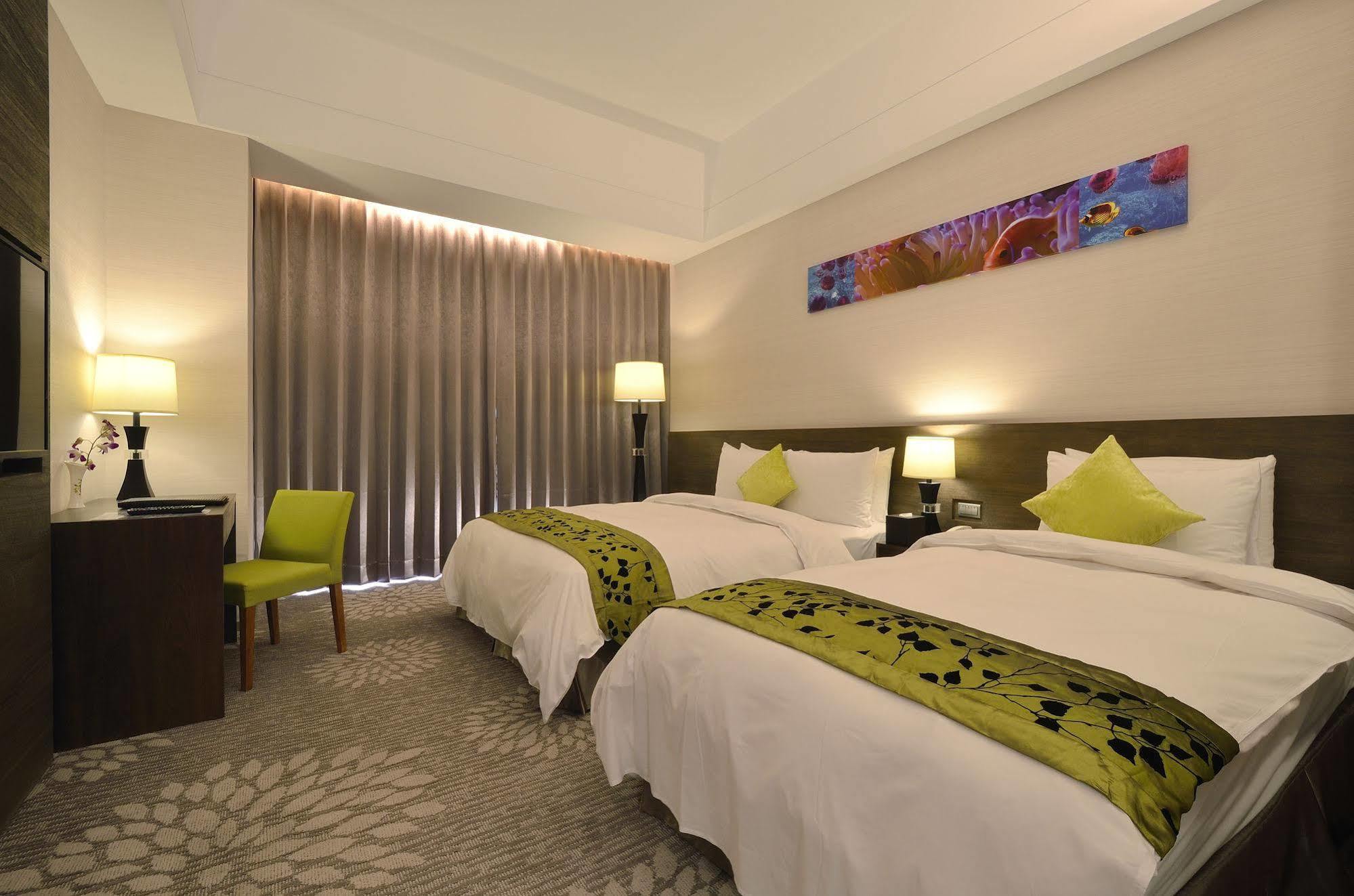 Hoya Hotel T'ai-tung Eksteriør billede
