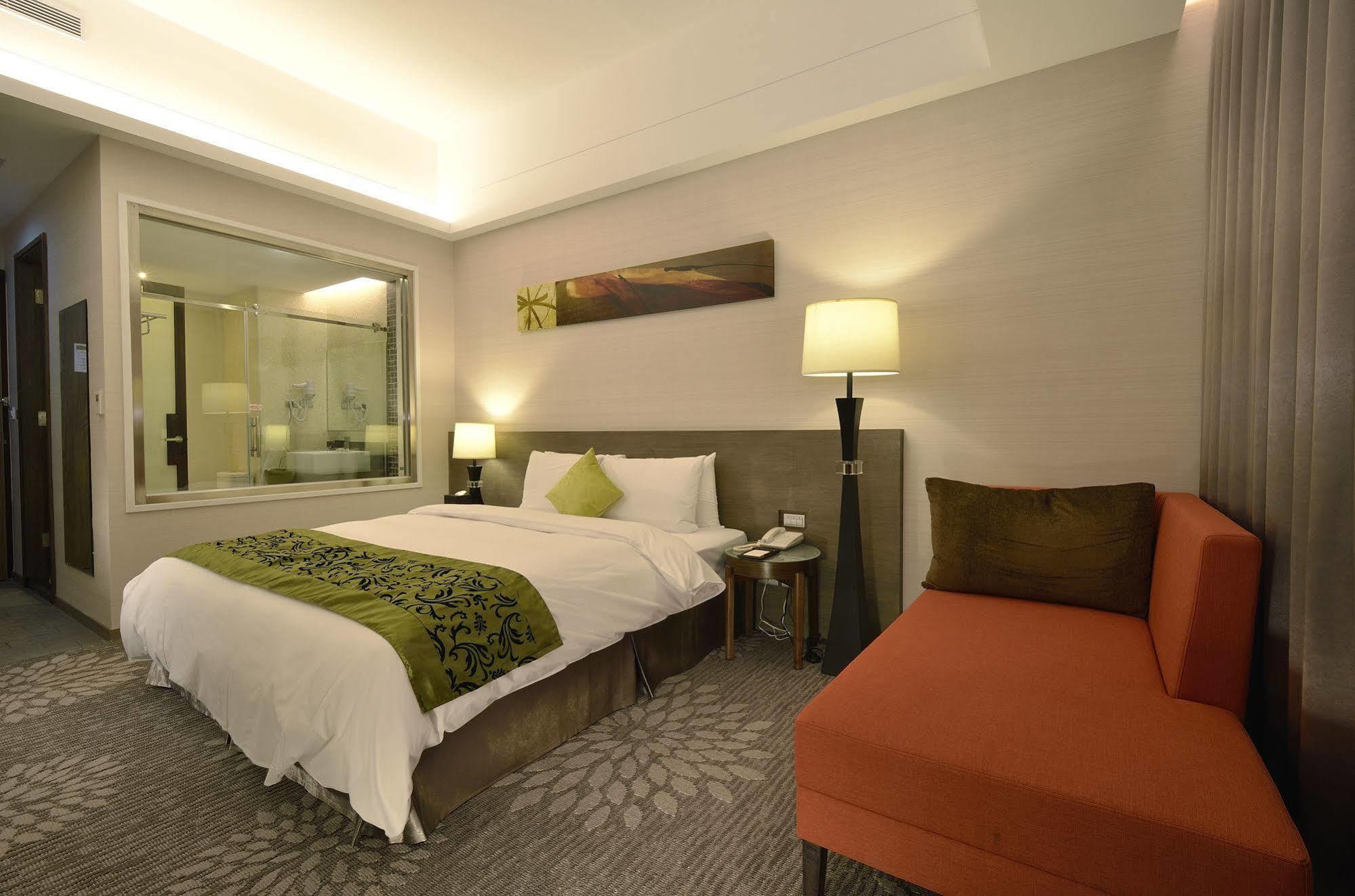 Hoya Hotel T'ai-tung Eksteriør billede